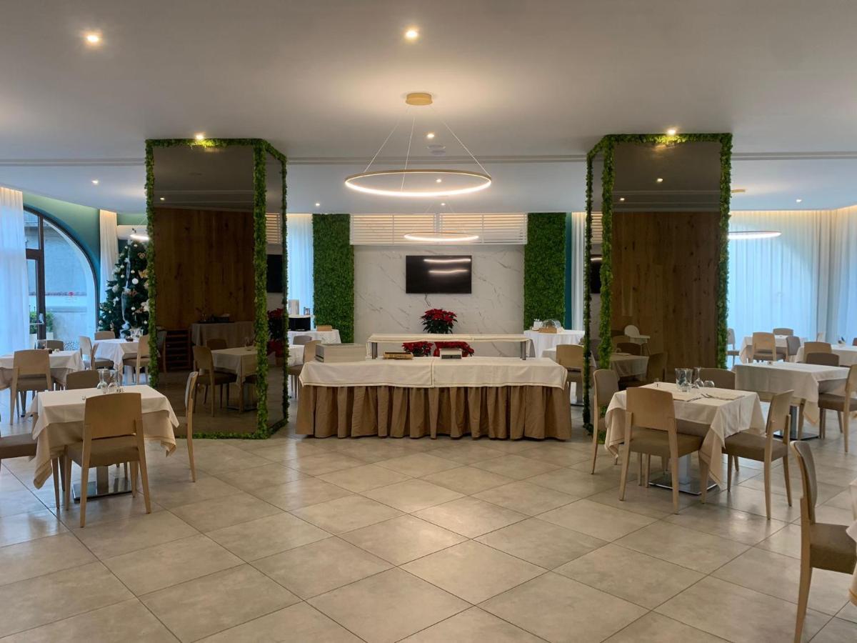 Hotel St. Giorgio คาสเตล ซาน จิออร์จิโอ ภายนอก รูปภาพ